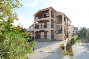 Apartmani Nataša Nino Jezera, Murter